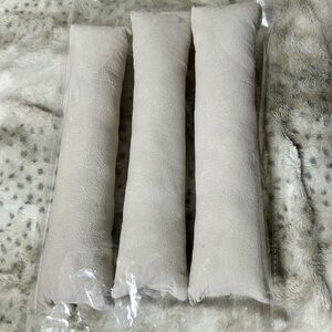 Bracelet / Watch Pillows Storage (Set of 3) JEWELRY NOT INCLUDED  GUC